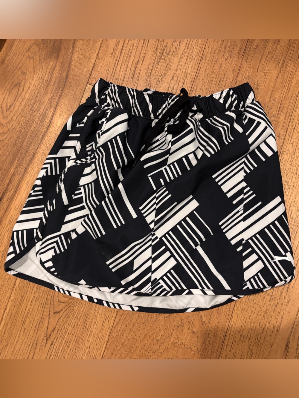 Slazenger Black and White Geometric Skort